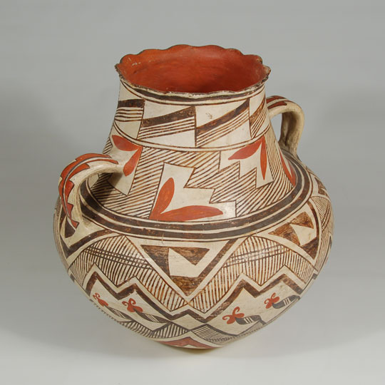 Historic Isleta Pueblo Pottery - C3711A